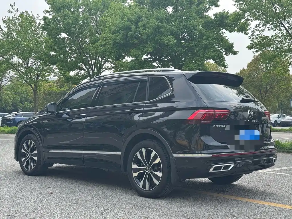 Volkswagen Tiguan L 2022 — фото 19
