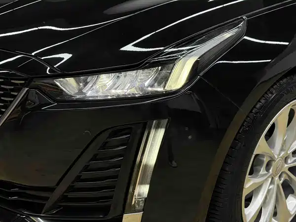 Cadillac CT5 2023