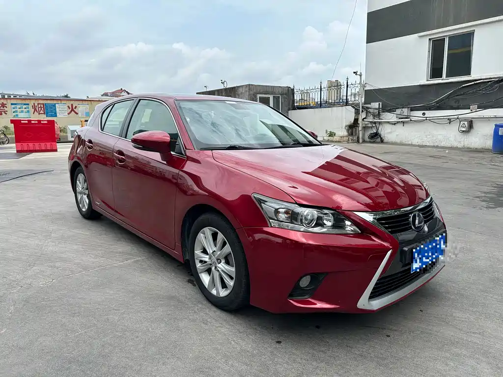 Lexus CT 2014