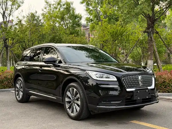 Lincoln Corsair 2020