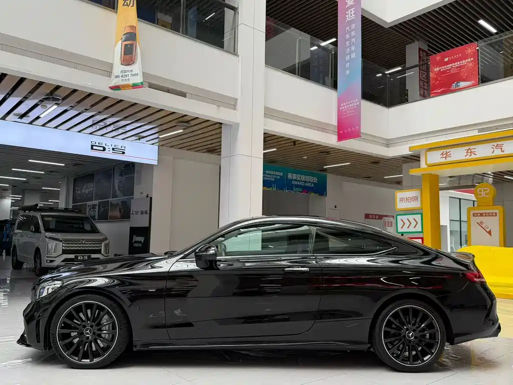Mercedes-Benz C-Class AMG 2022 — фото 5