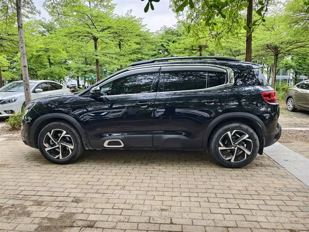 Citroen C5 AIRCROSS 2017 — фото 11
