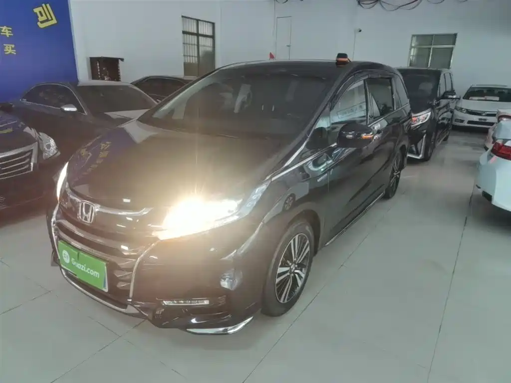 Honda Odyssey 2021 — фото 1