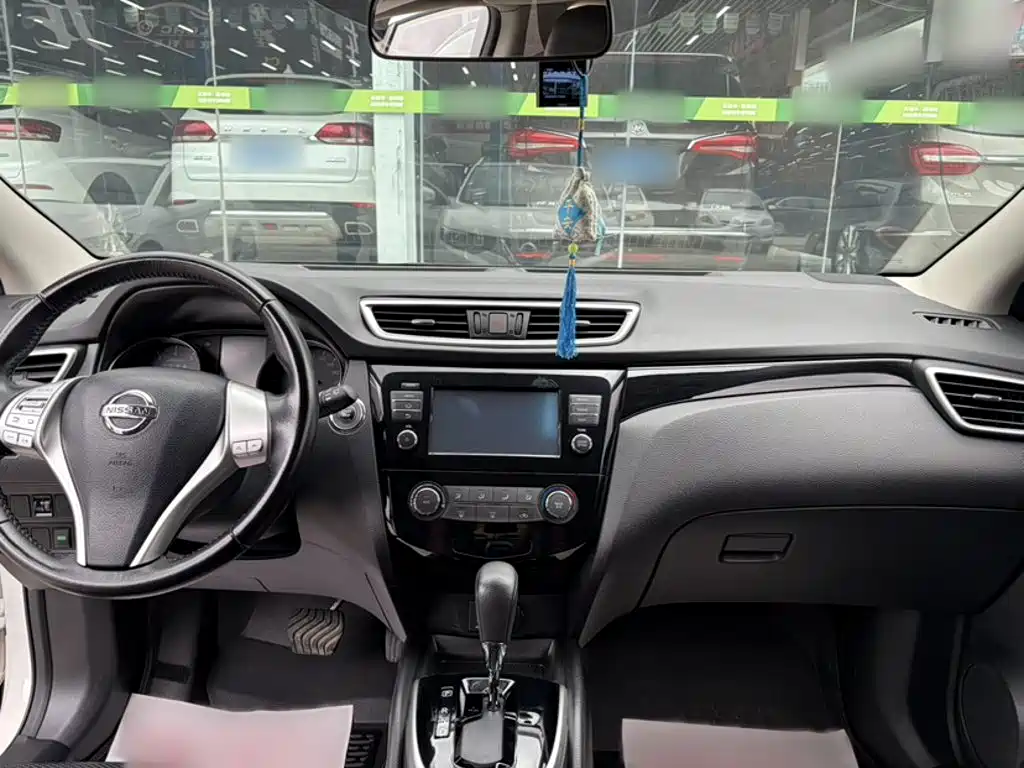 Nissan Qashqai 2017 — фото 15