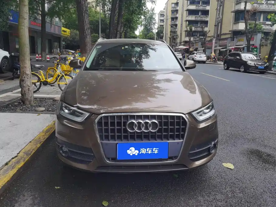 Audi Q3 2015