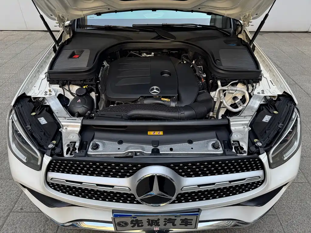 Mercedes-Benz GLC 2020 — фото 18