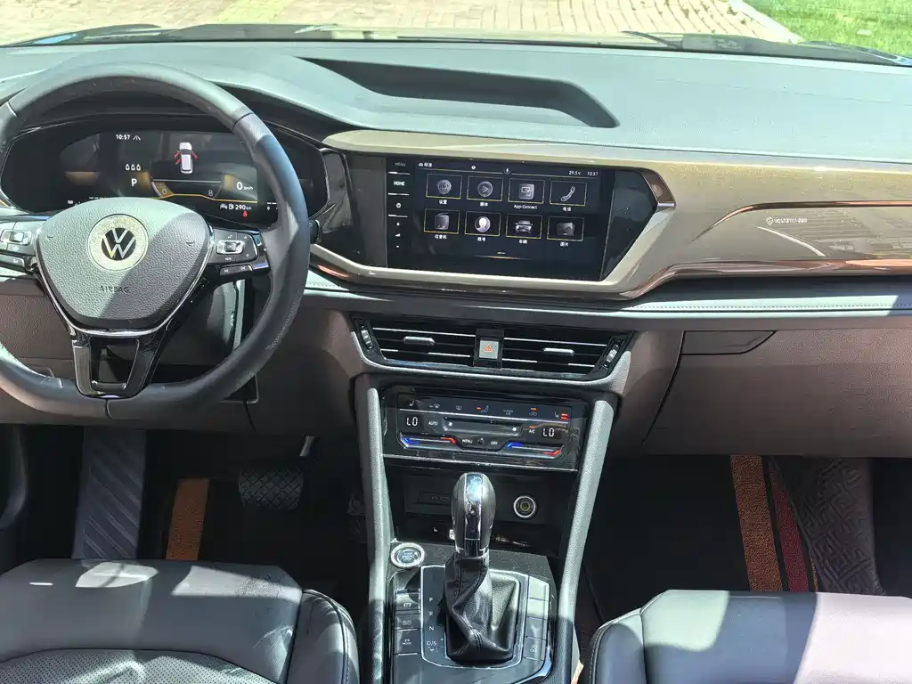 Volkswagen Tharu 2022