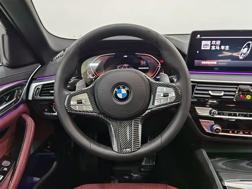 BMW 5 Series 2023 — фото 11