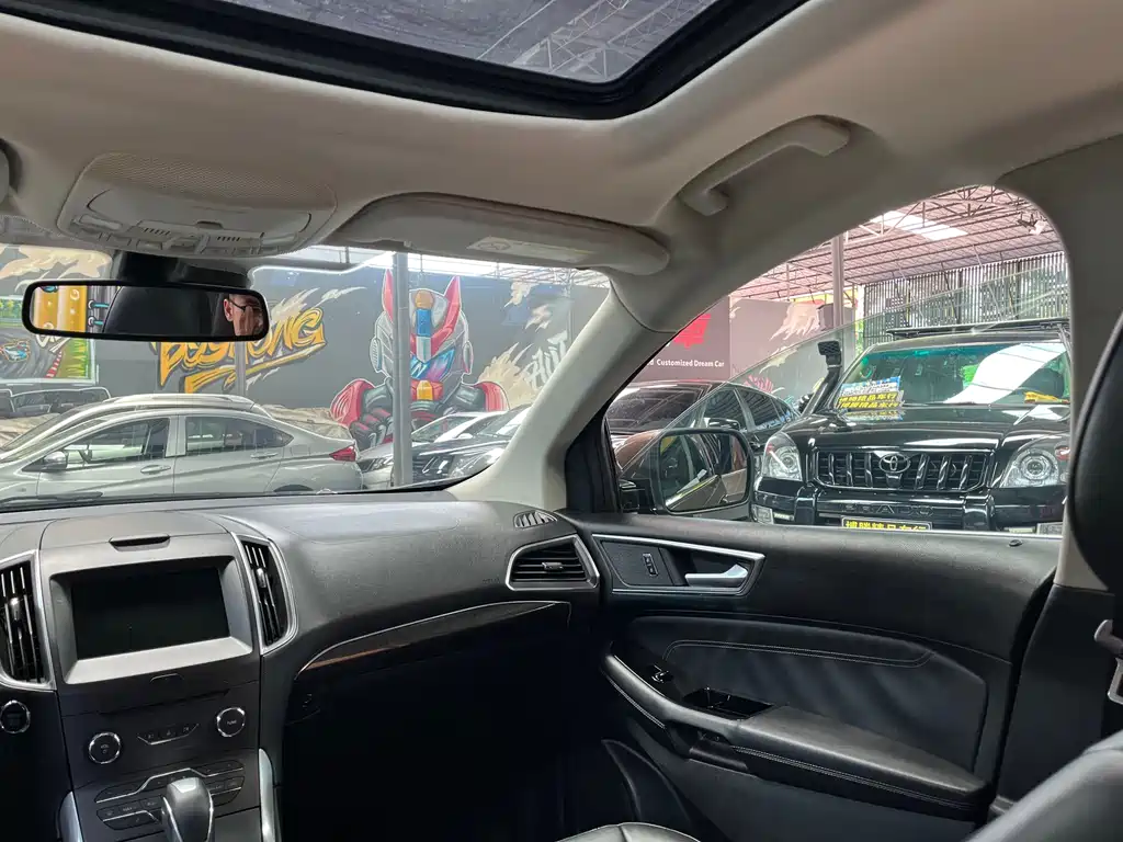 Ford Edge 2015 — фото 16