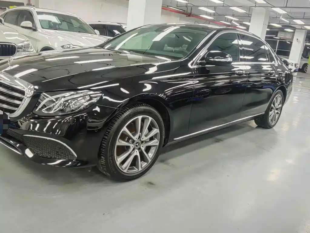 Mercedes-Benz E-Class 2017 — фото 1