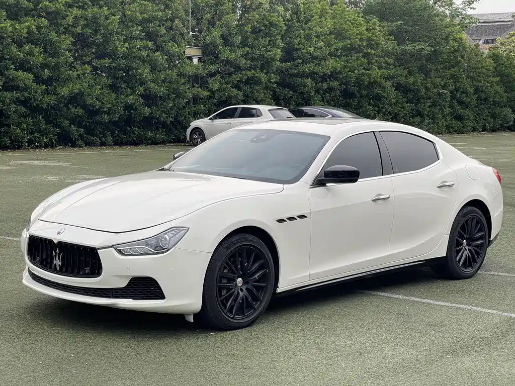 Maserati Ghibli 2017 — фото 1
