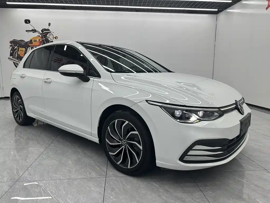 Volkswagen Golf 2022