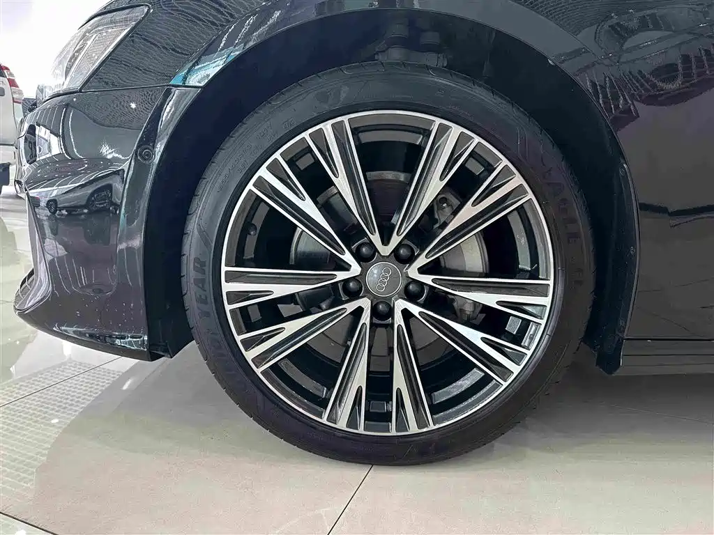Audi A6L 2020 — фото 18