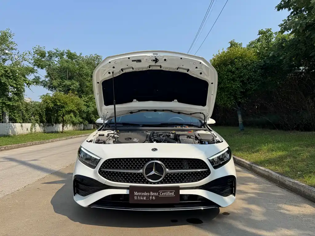 Mercedes-Benz A-Class 2024 — фото 4