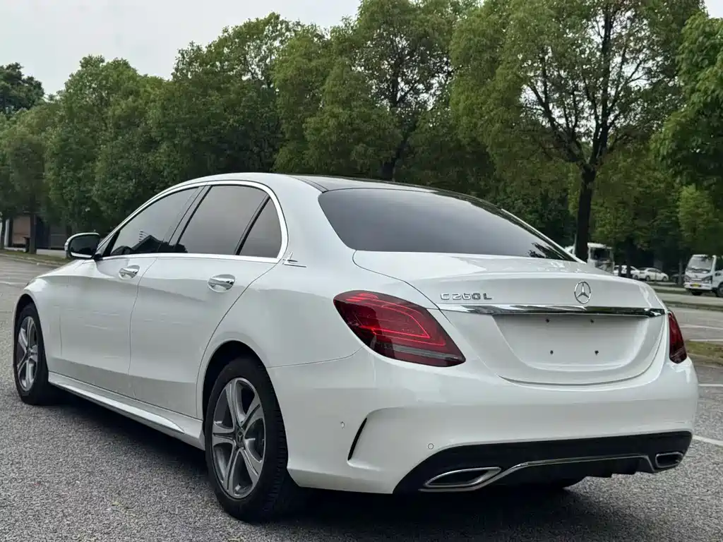 Mercedes-Benz C-Class 2020 — фото 9