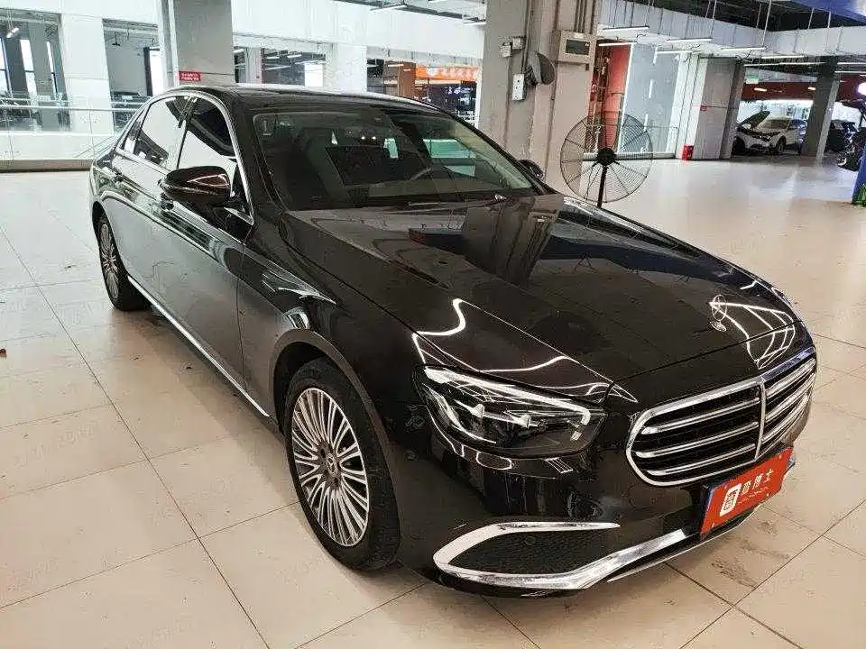 Mercedes-Benz E-Class 2023 — фото 4
