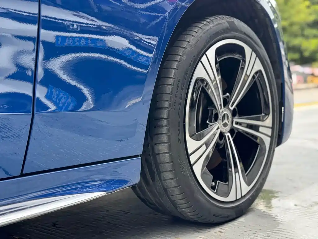 Mercedes-Benz C-Class 2022 — фото 18