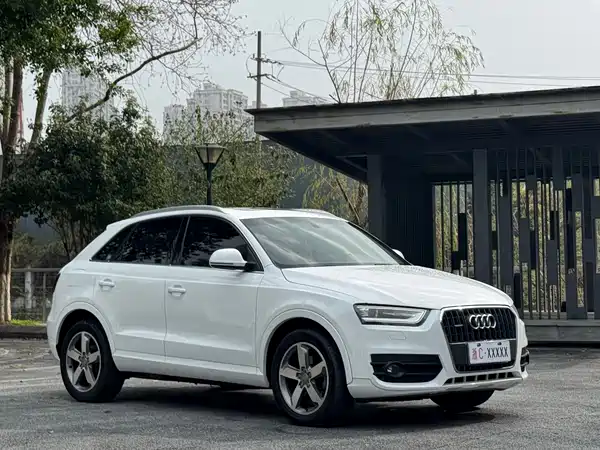 Audi Q3 2013