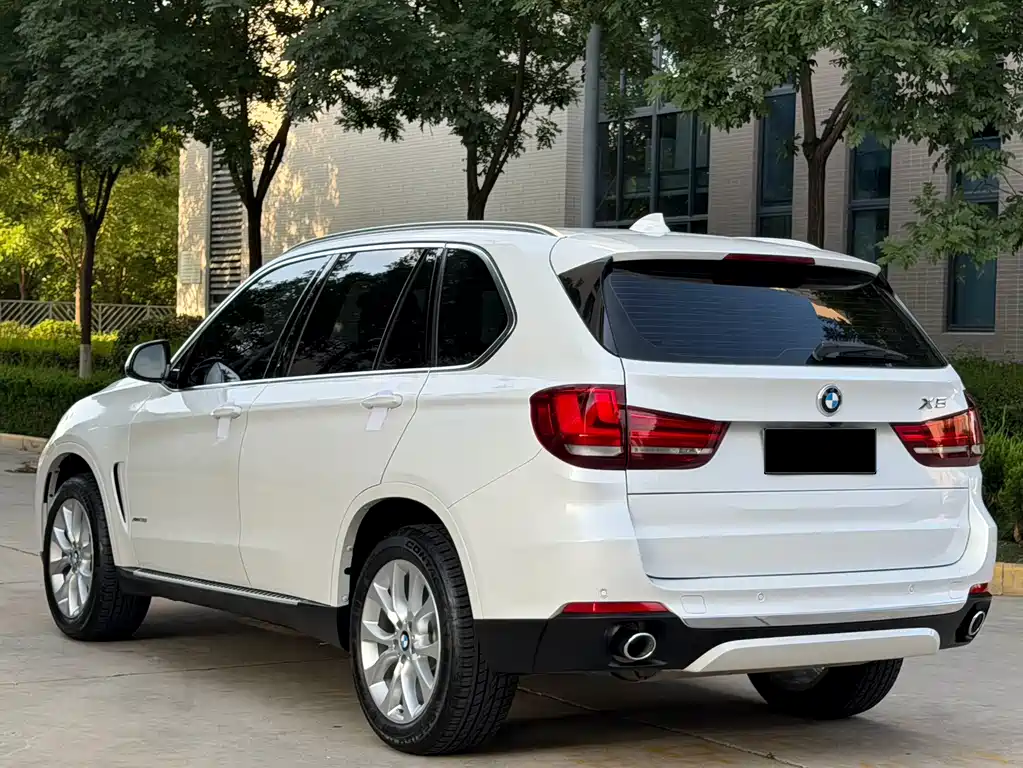 BMW X5 2018 — фото 16