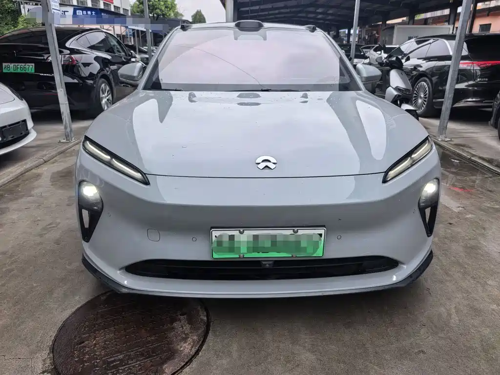 NIO ET5T 2024