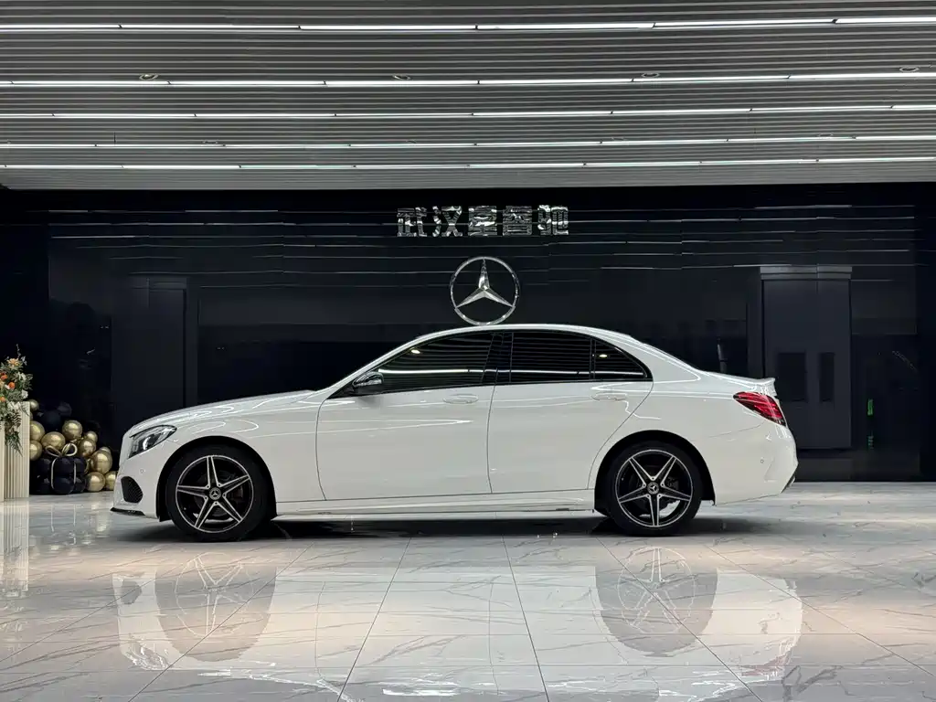 Mercedes-Benz C-Class 2017 — фото 3