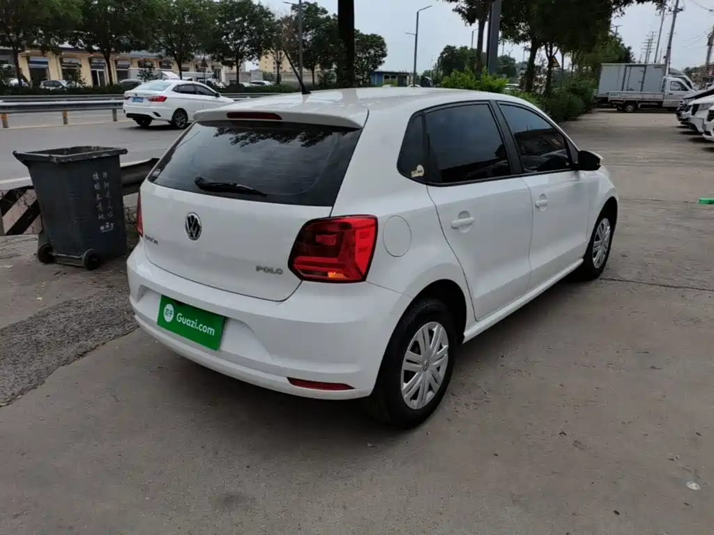 Volkswagen Polo 2016