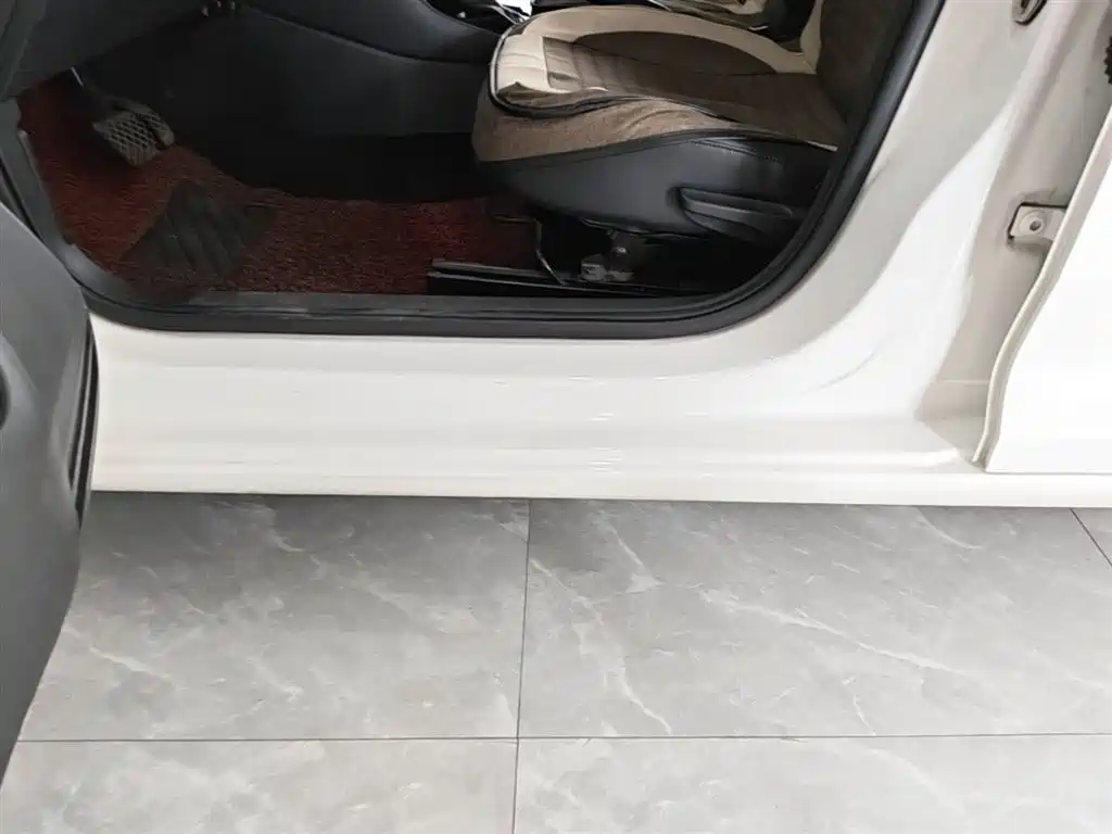 Skoda Rapid Spaceback 2016 — фото 22