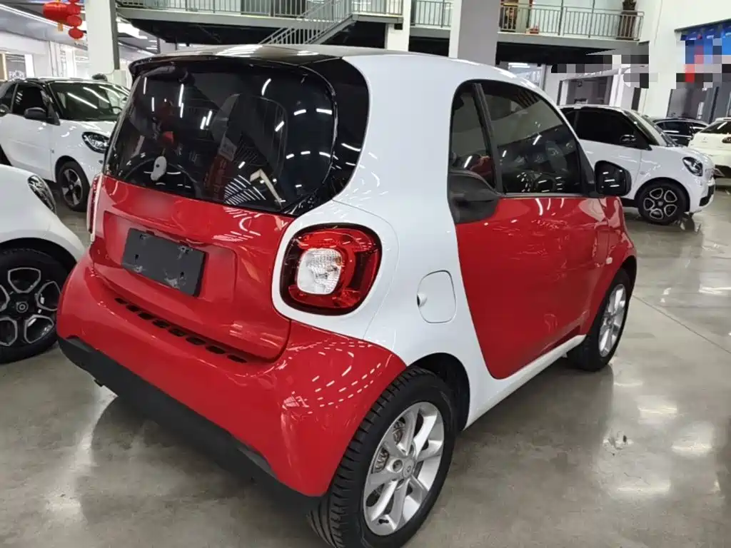 smart fortwo 2017 — фото 7