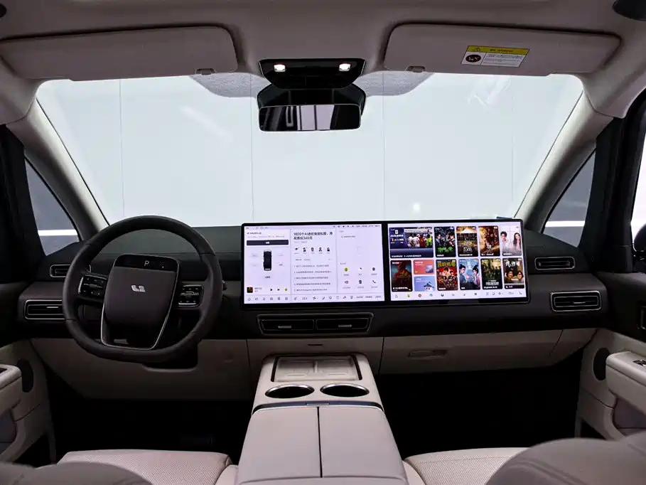 Li Auto Li MEGA 2025