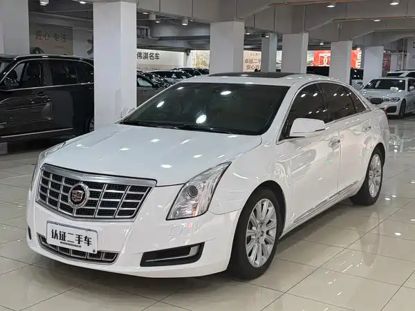 Cadillac XTS 2015