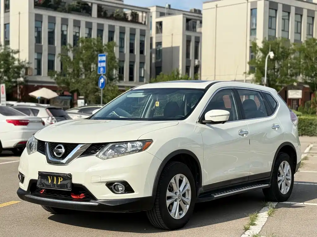 Nissan X-Trail 2015