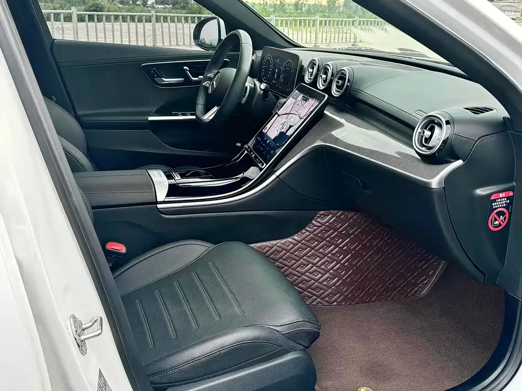 Mercedes-Benz C-Class 2022 — фото 8