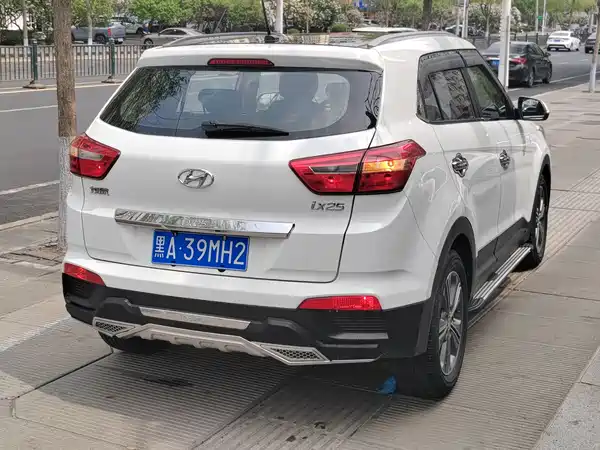 Hyundai ix25 2015