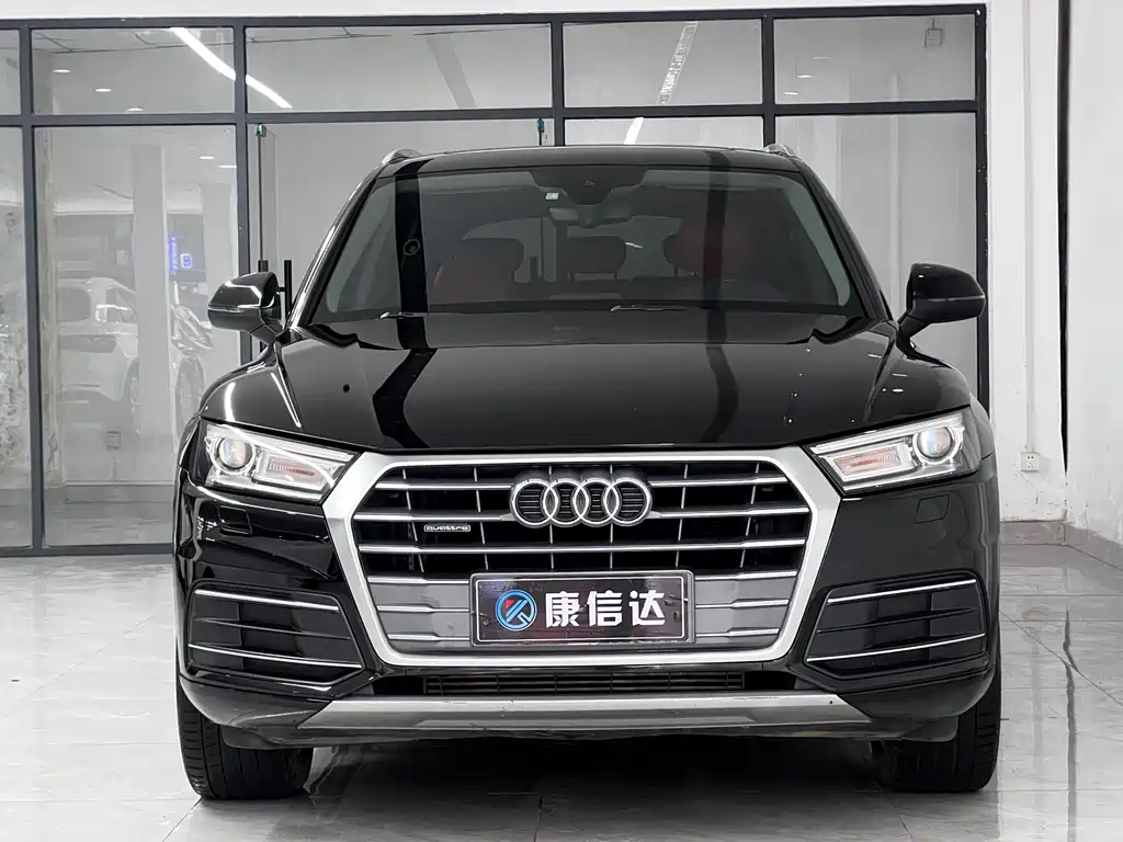 Audi Q5L 2019 — фото 2