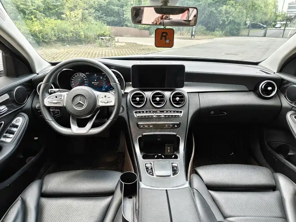 Mercedes-Benz C-Class 2020 — фото 9