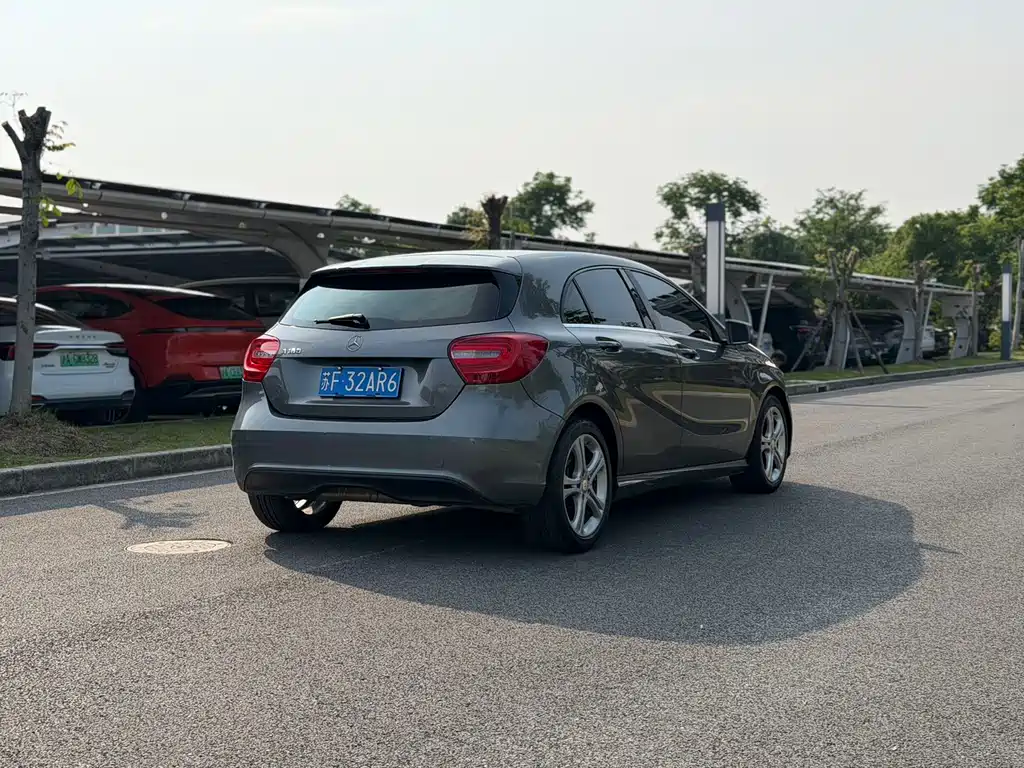 Mercedes-Benz A-Class 2015 — фото 6