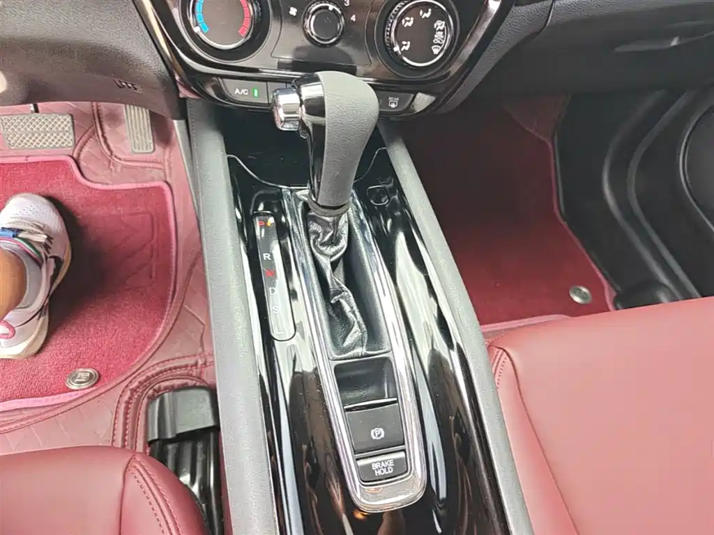 Honda Vezel 2018 — фото 14