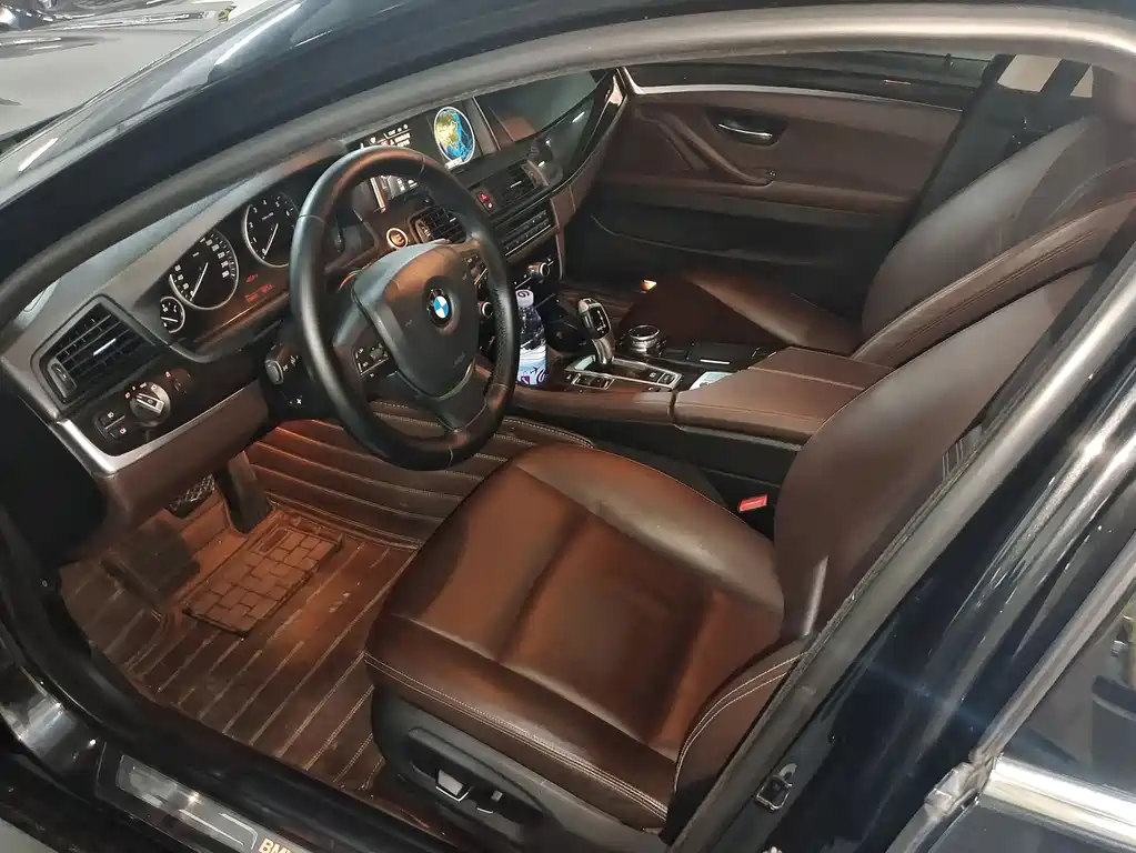 BMW 5 Series 2015 — фото 7