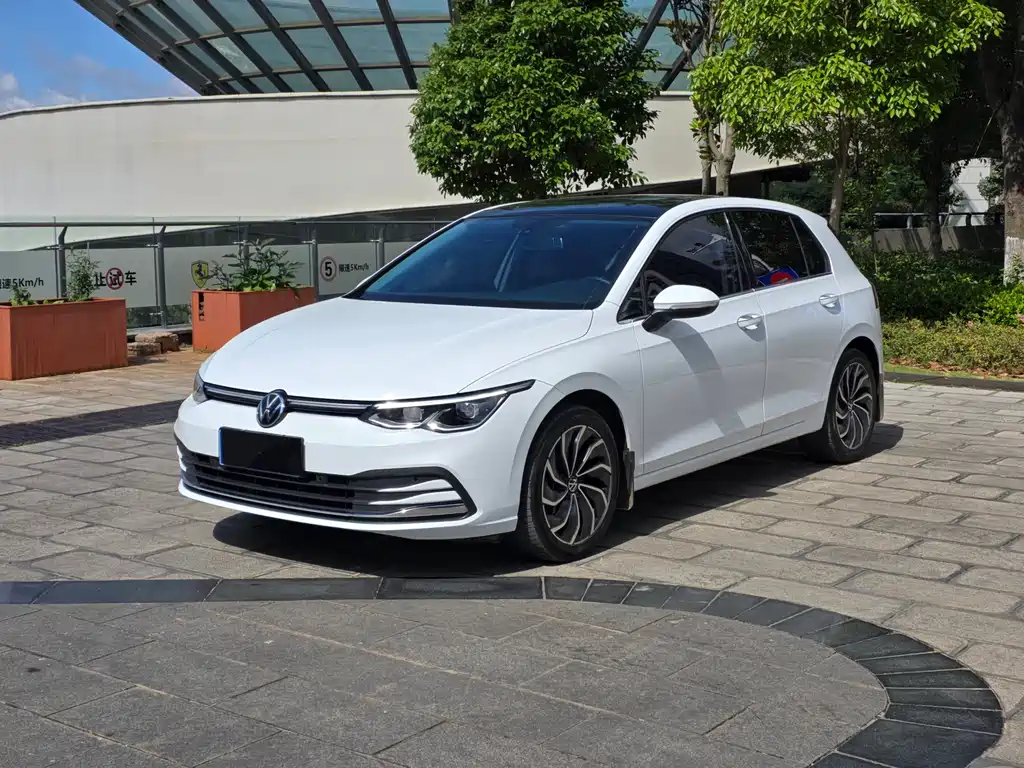 Volkswagen Golf 2022