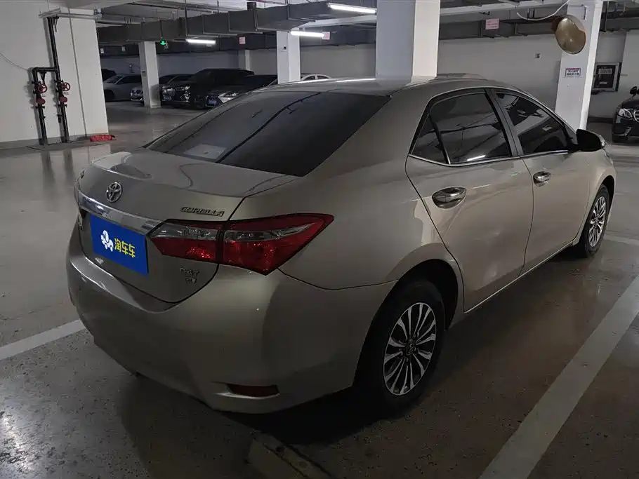 Toyota Corolla 2018 — фото 3