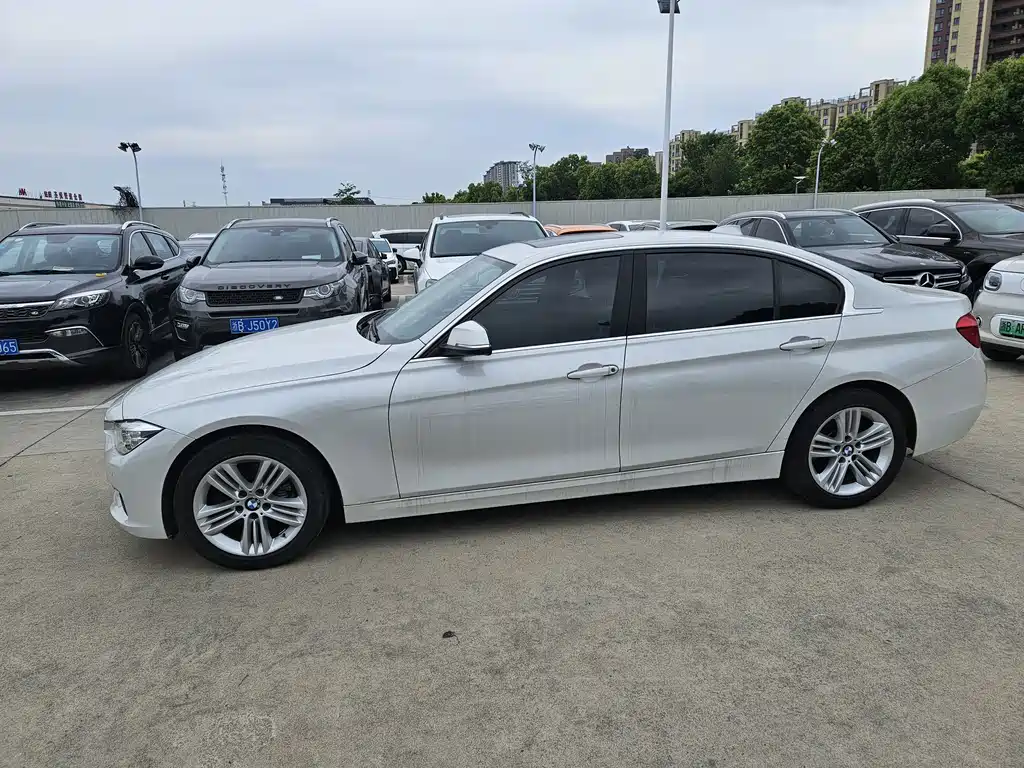 BMW 3 Series 2015