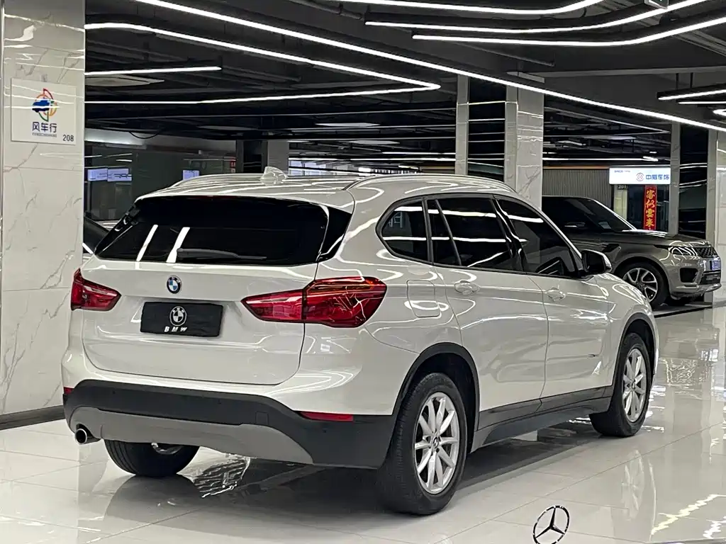 BMW X1 2017 — фото 4