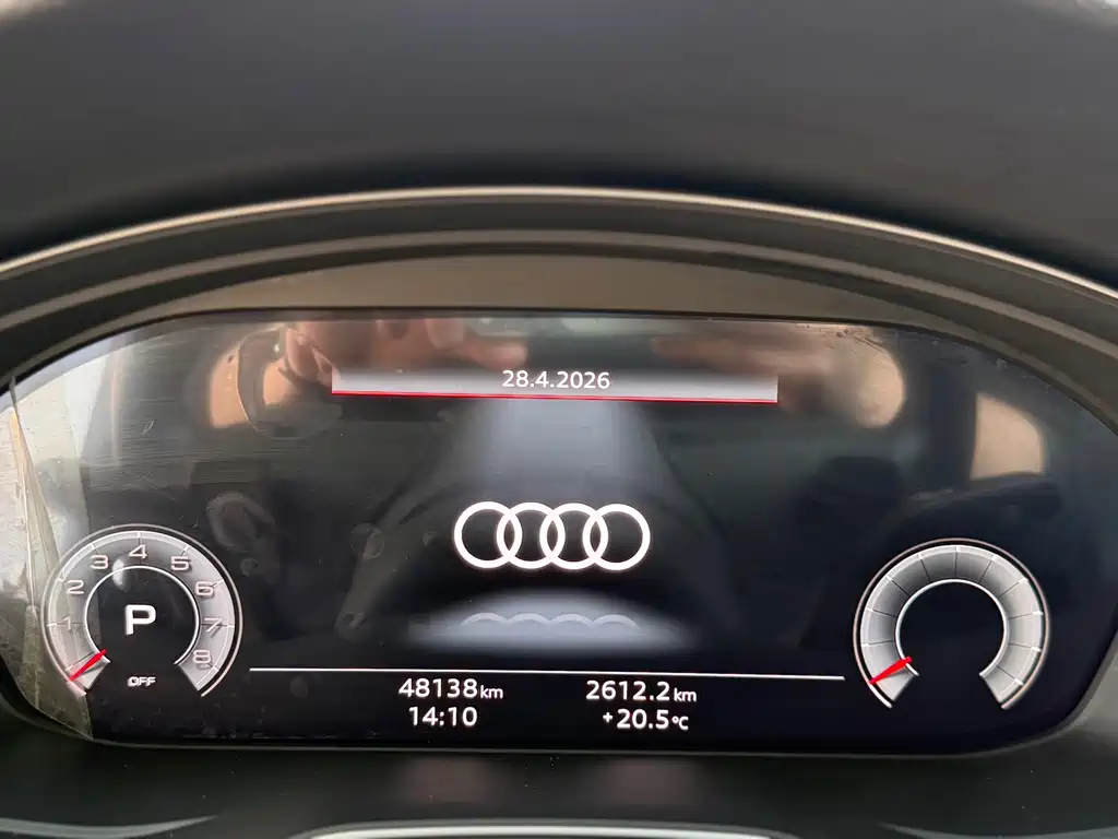 Audi A4L 2024 — фото 12