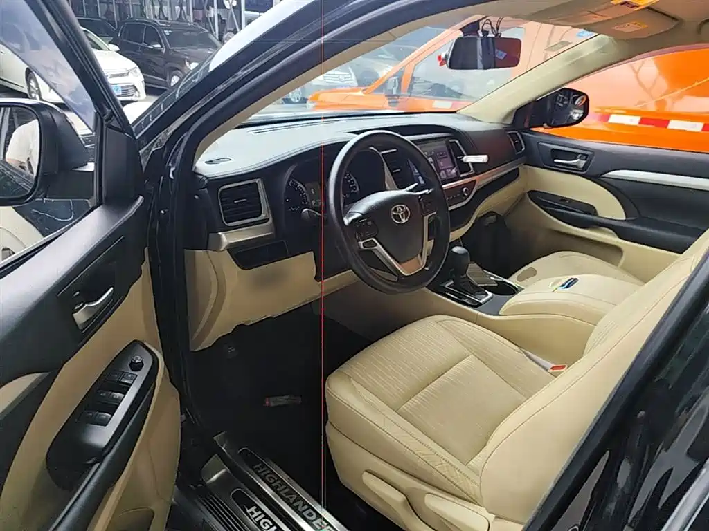 Toyota Highlander 2019 — фото 16