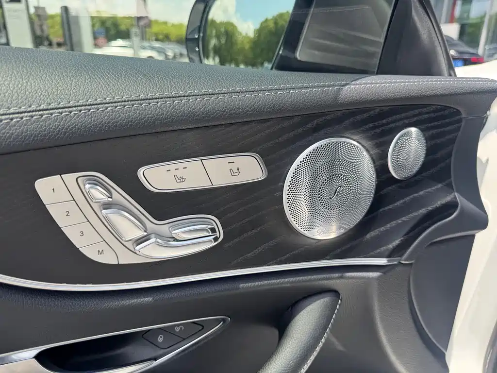 Mercedes-Benz E-Class 2018 — фото 13