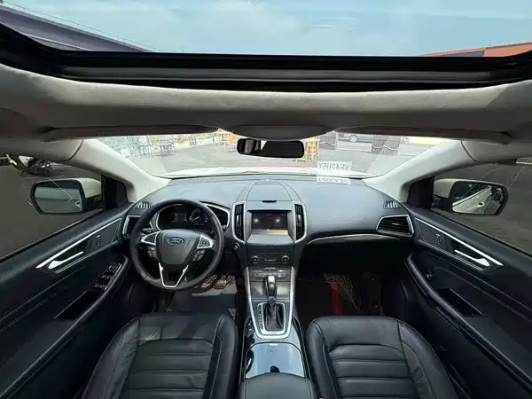Ford Edge 2016