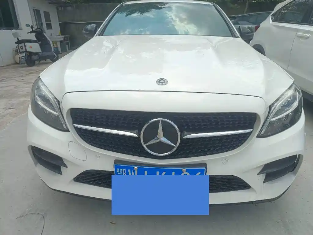 Mercedes-Benz C-Class 2021
