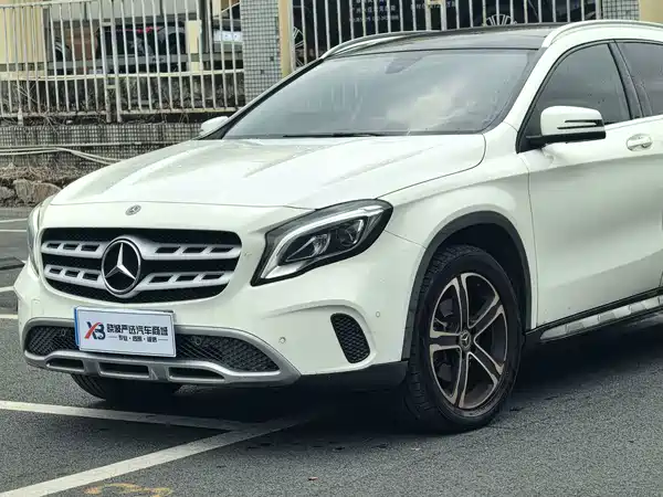 Mercedes-Benz GLA 2019