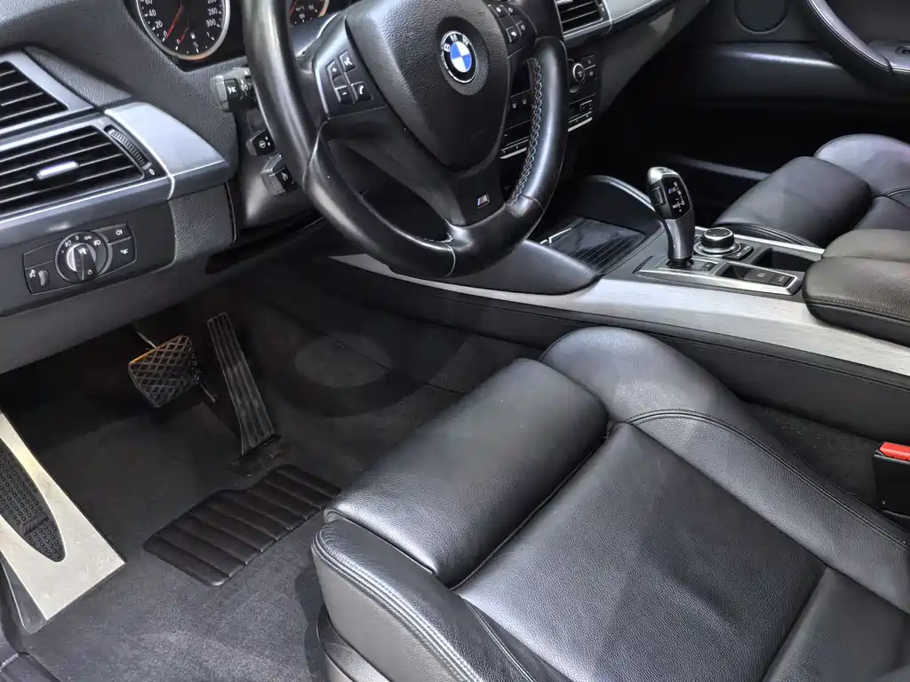 BMW X5 M 2011 — фото 3