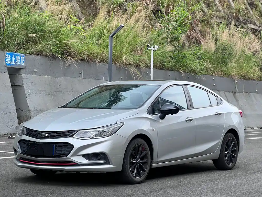 Chevrolet Cruze 2019 — фото 1